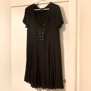Torrid size 1X Women’s lace up skater dress